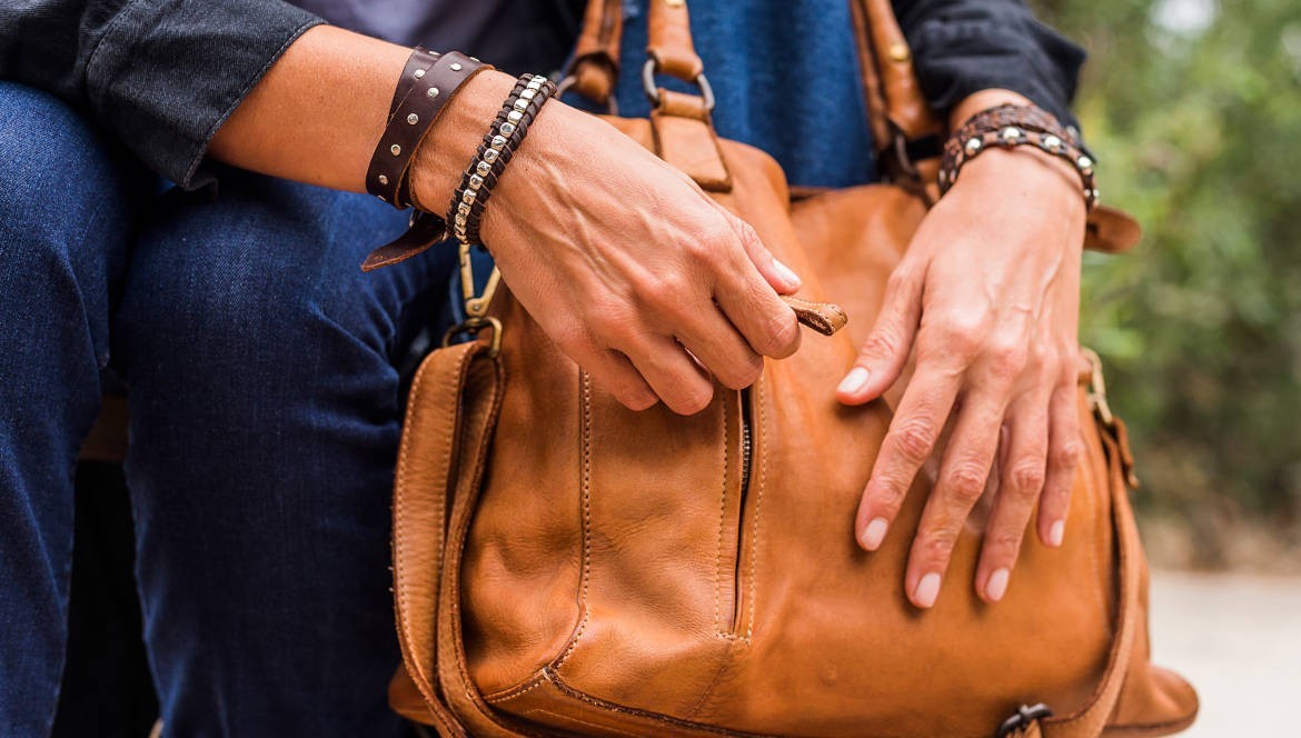 Cómo Cuidar tus Pulseras de Cuero: Guía Completa | Xauen Original